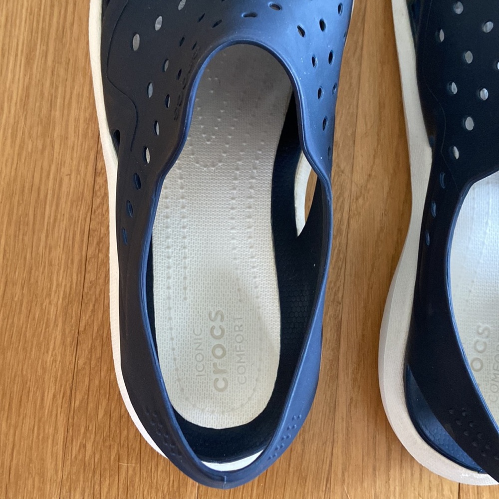 Crocs “Swiftwater” Lightweight All Purpose Sandal - Picture 6 of 11